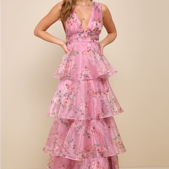 Garden Radiance Pink Floral Print Organza Tiered
Maxi Dress Lulus - Picture 1 of 2